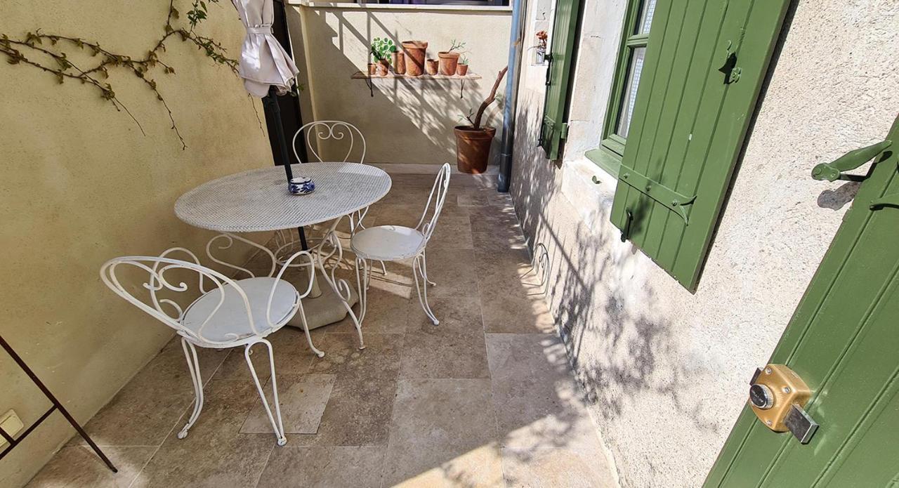 Le Jardinet De Rosa Maison De Village Eygalières Exterior foto